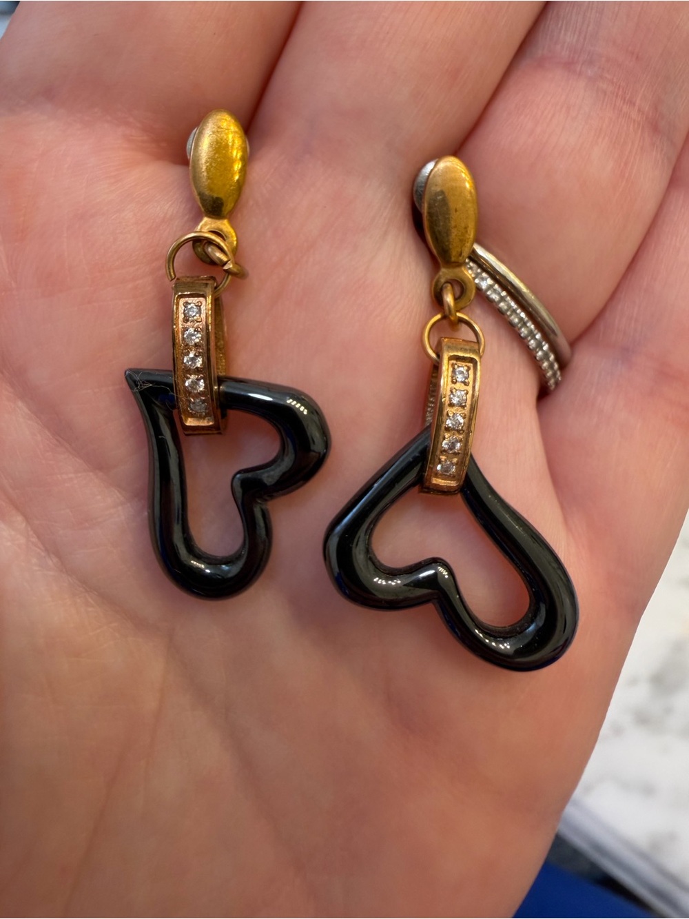 Women’s Dangle Heart Earrings